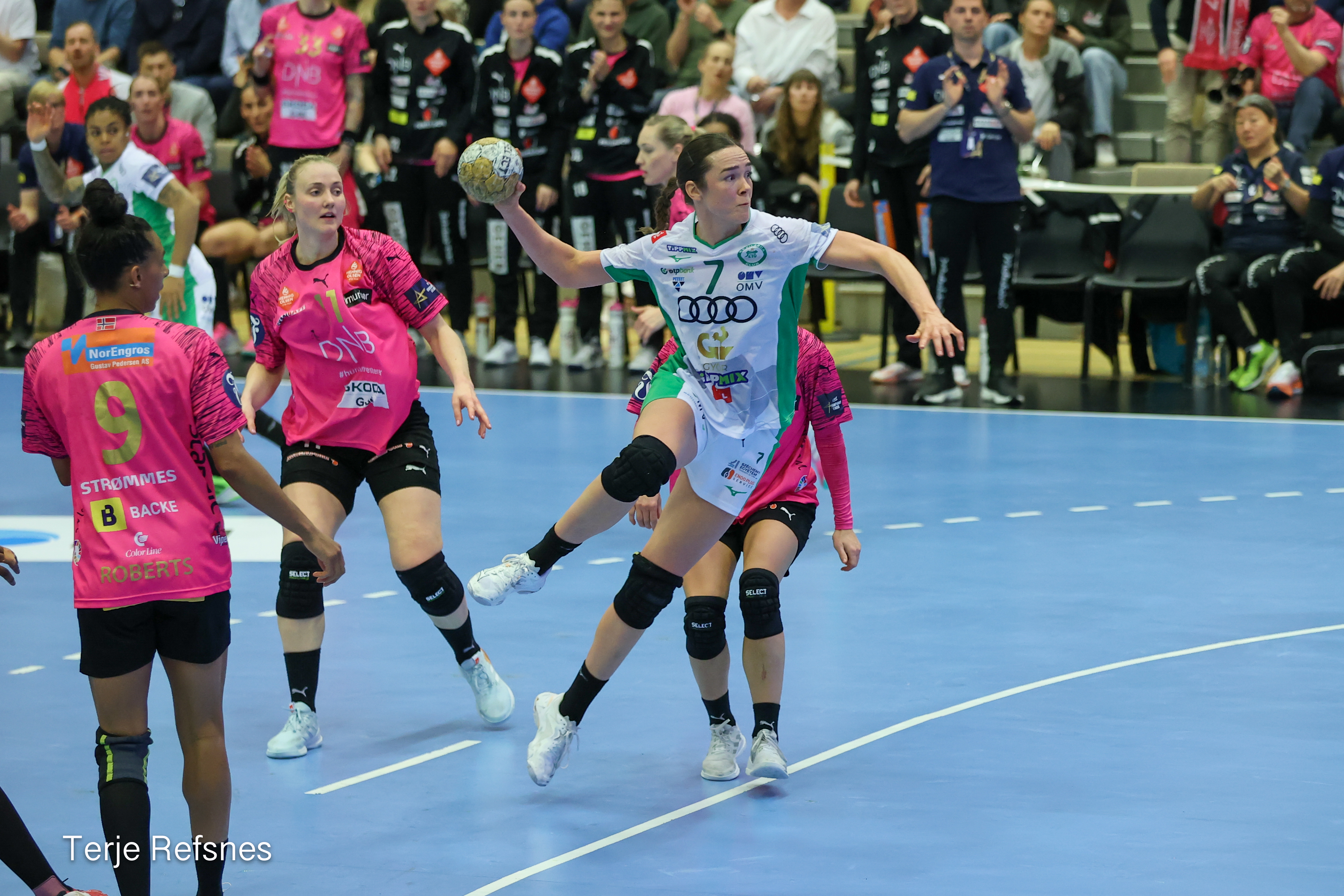 Györ aim to break Vipers hoodoo with ticket for EHF FINAL4